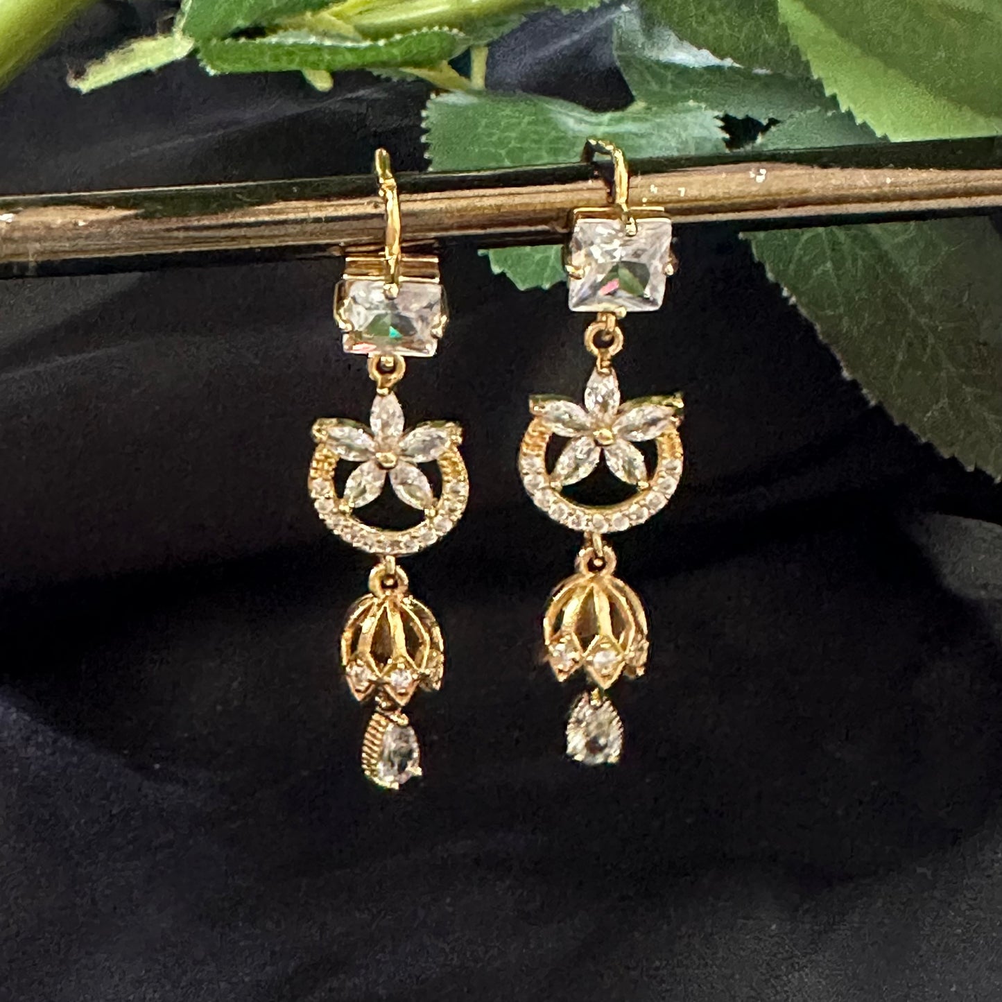 Dazzling Dangles ~ White