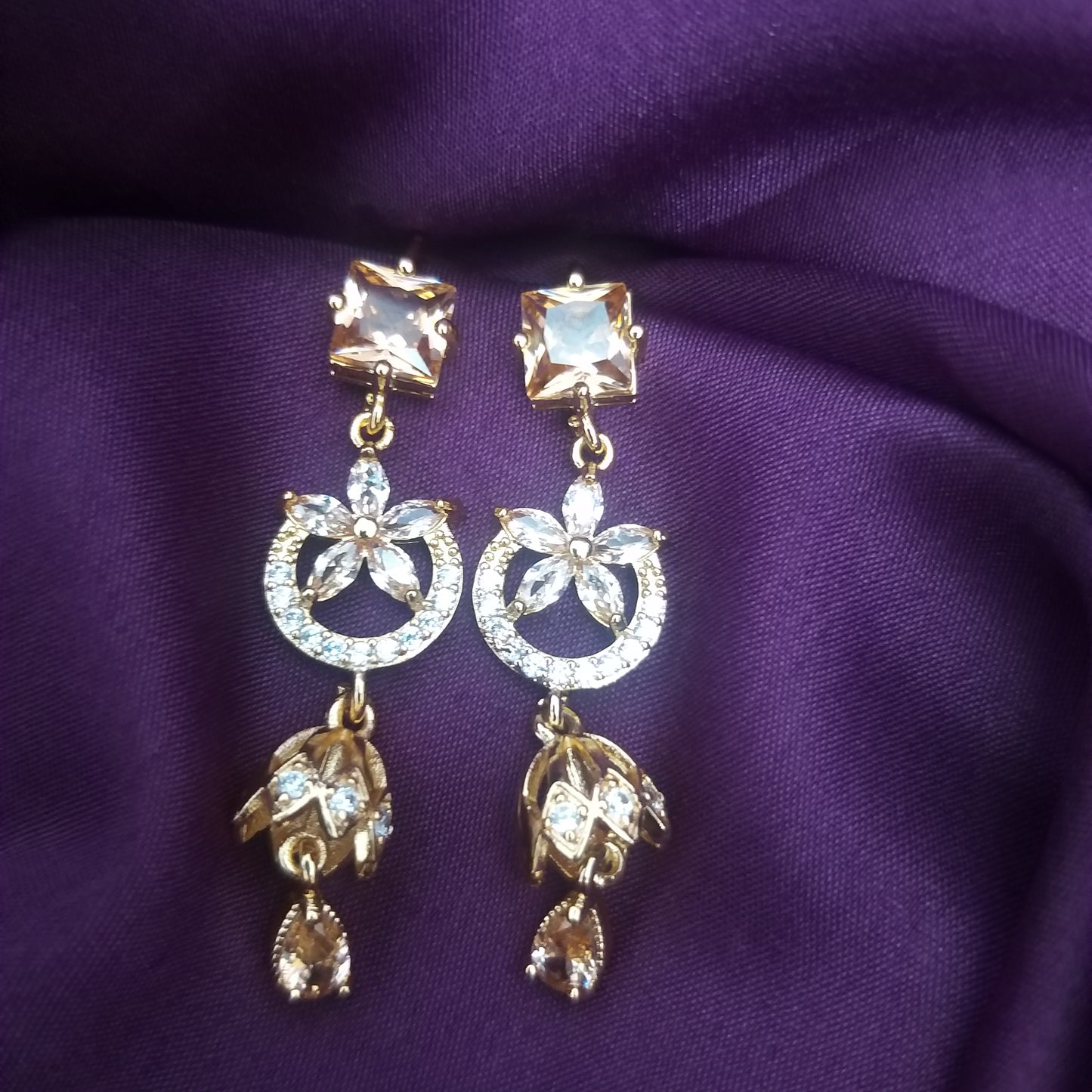 Dazzling Dangles ~ Champaign