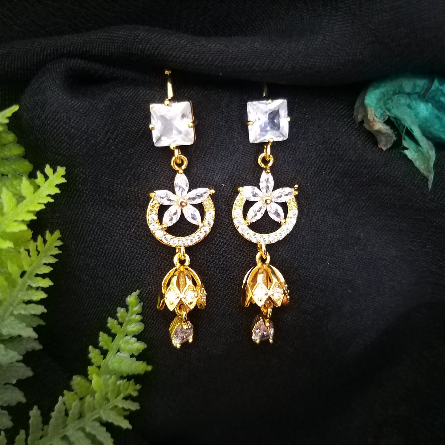 Dazzling Dangles ~ White