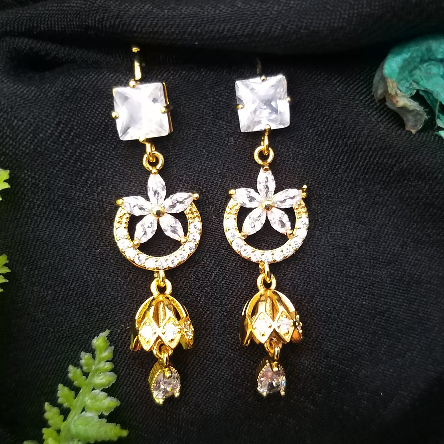 Dazzling Dangles ~ White