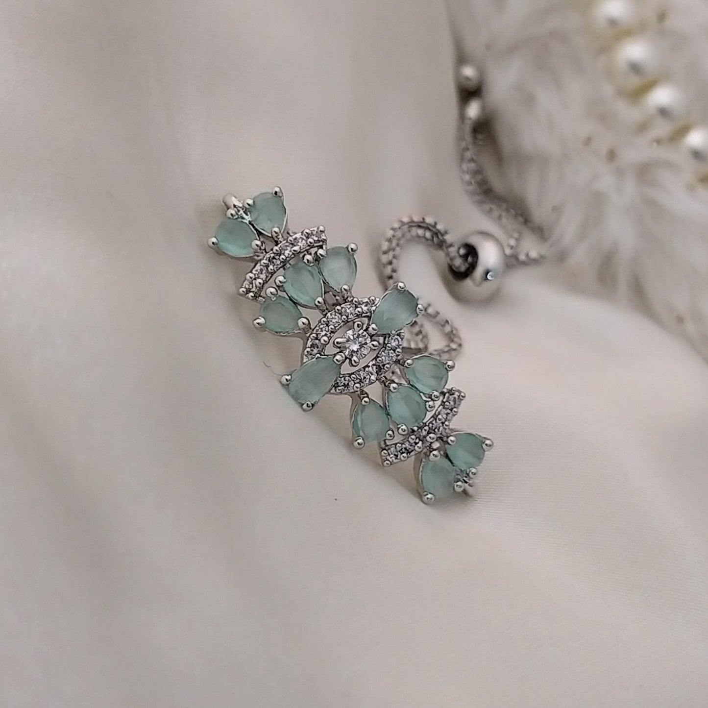 Stellar Bloom ~ Mint Green