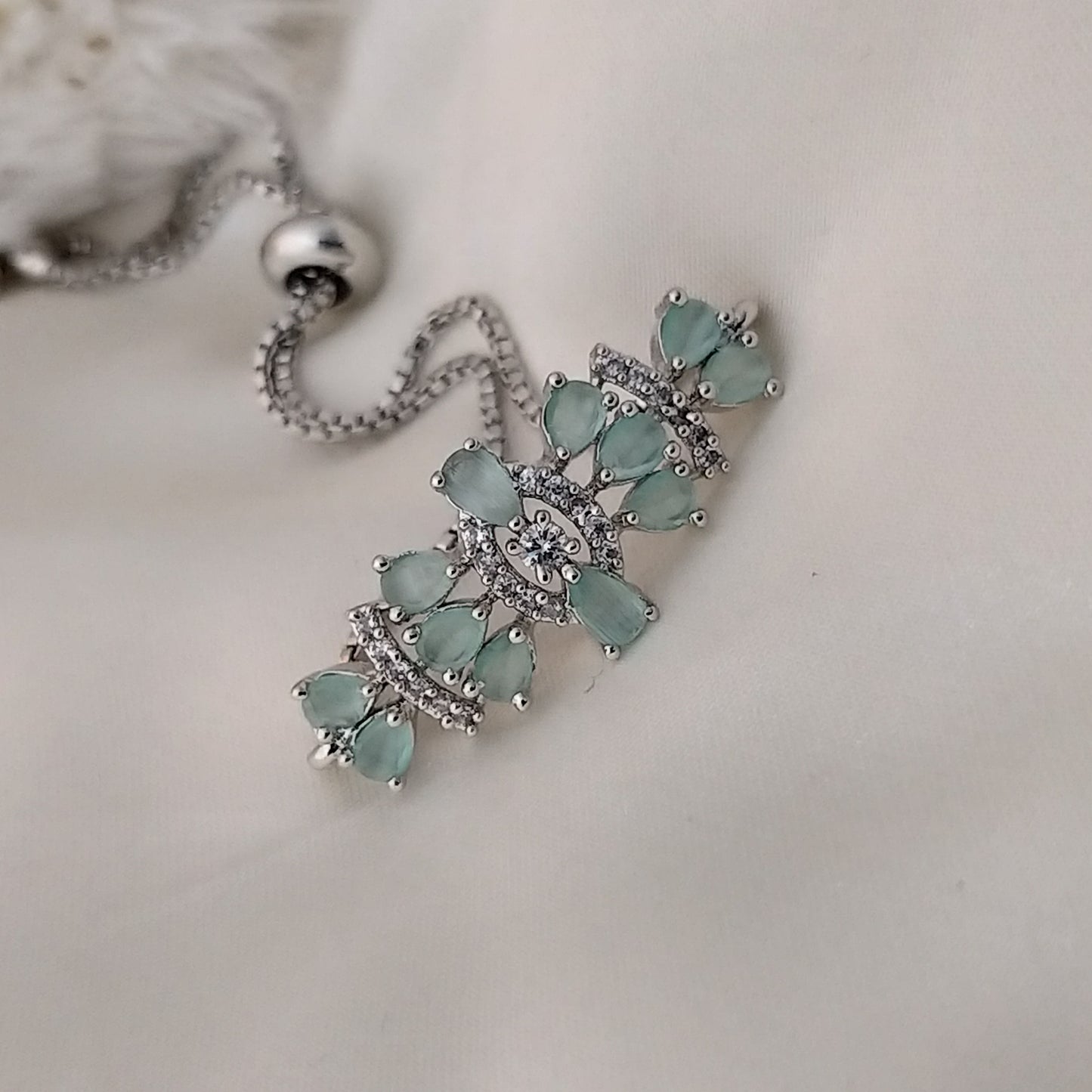 Stellar Bloom ~ Mint Green