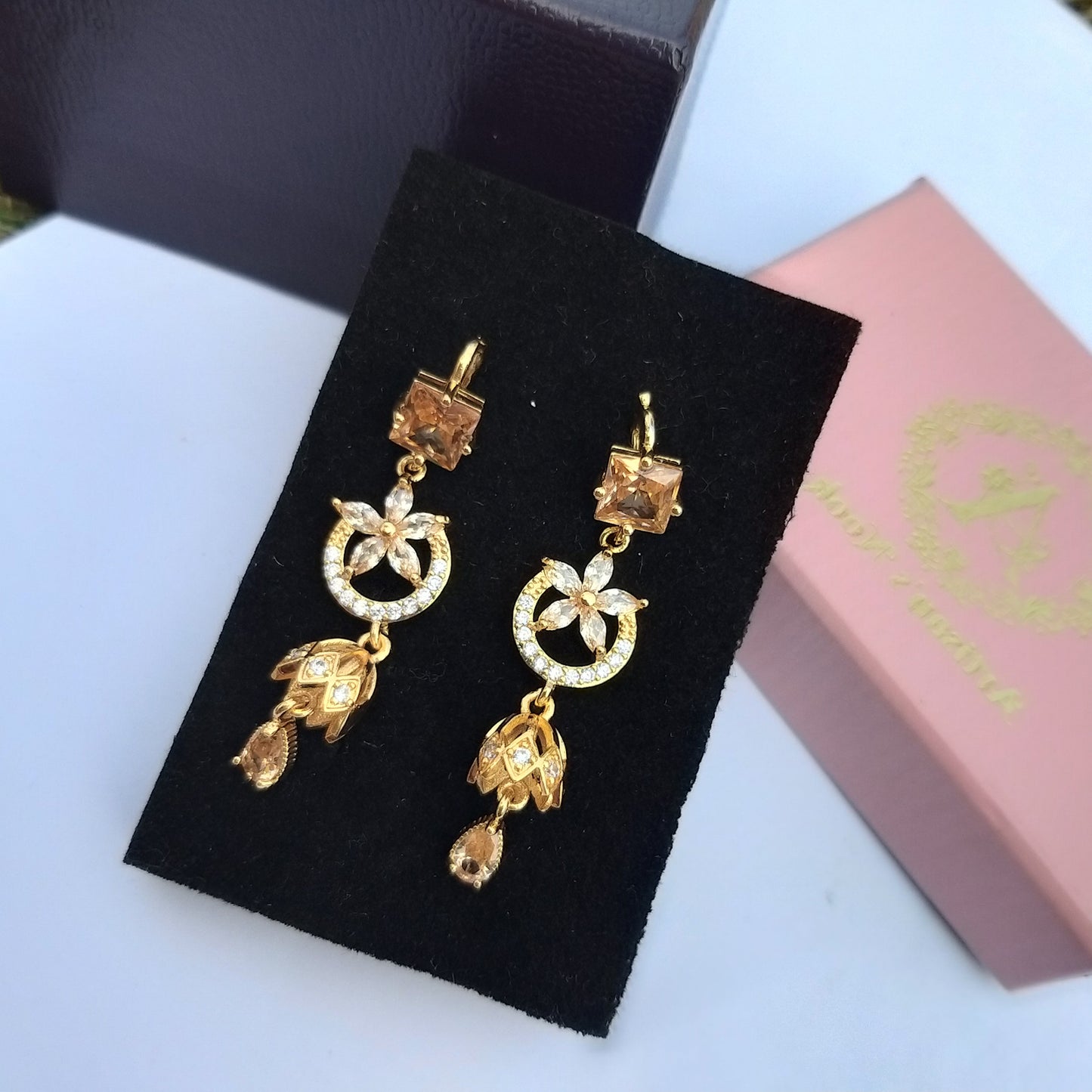 Dazzling Dangles ~ Champaign