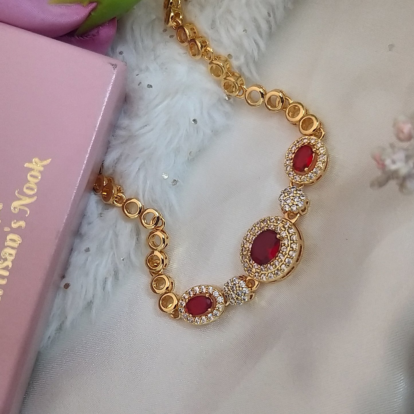 Oval Oasis ~ Red