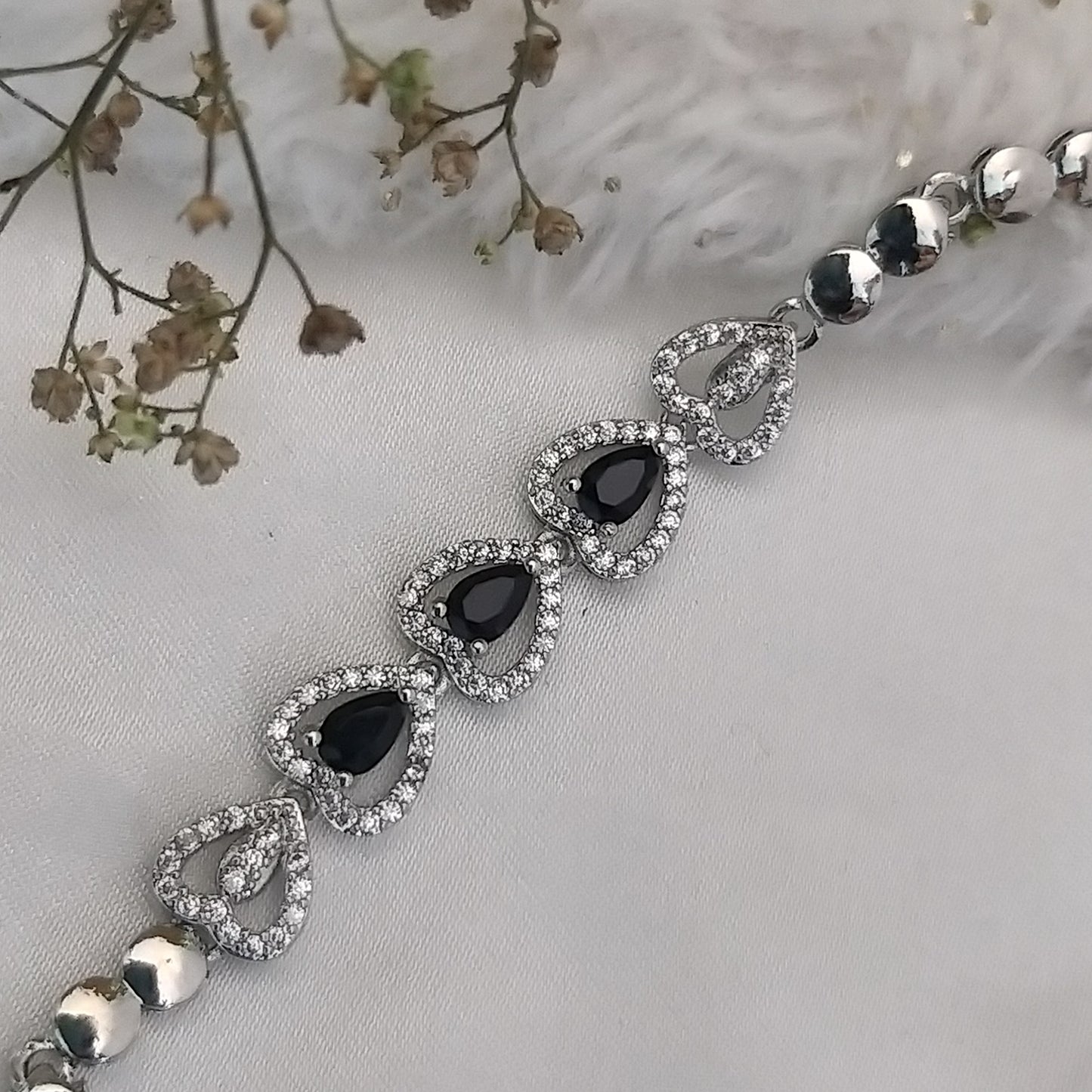 Amour Chain ~ Black