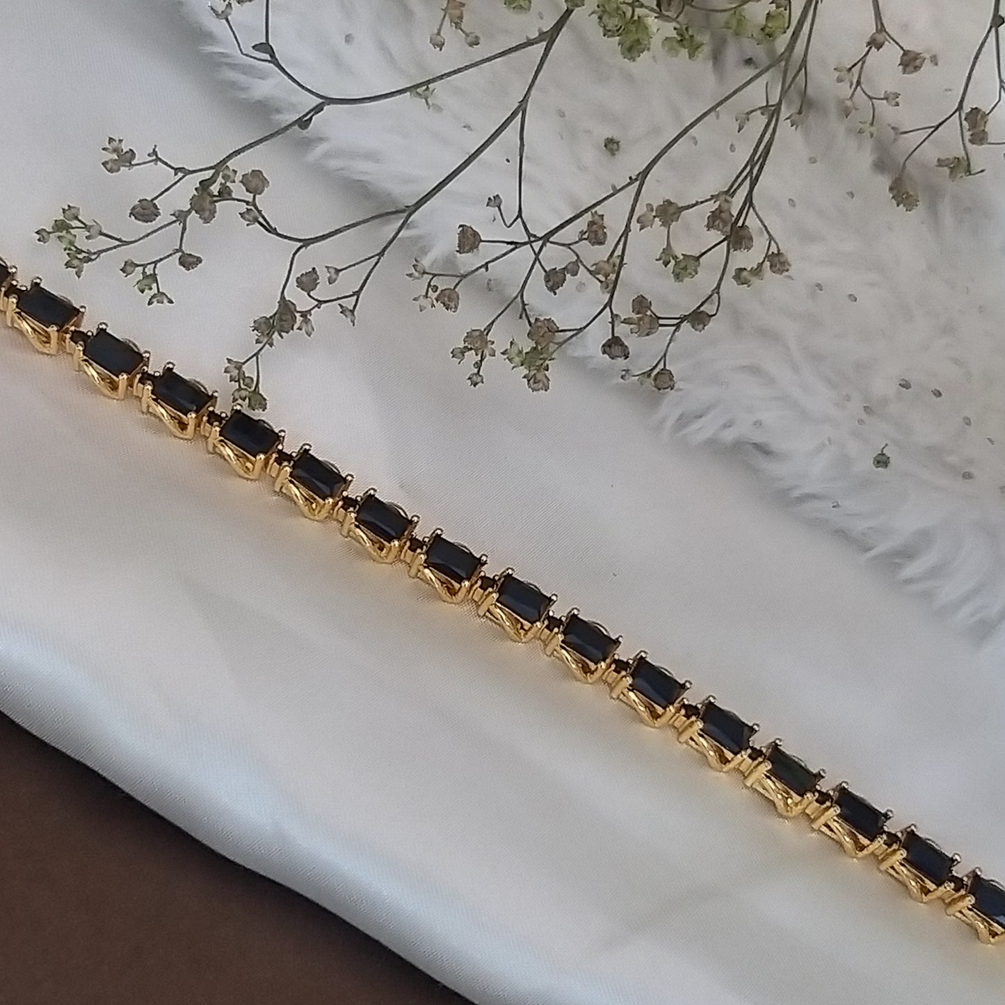 Luxe Link ~ Black