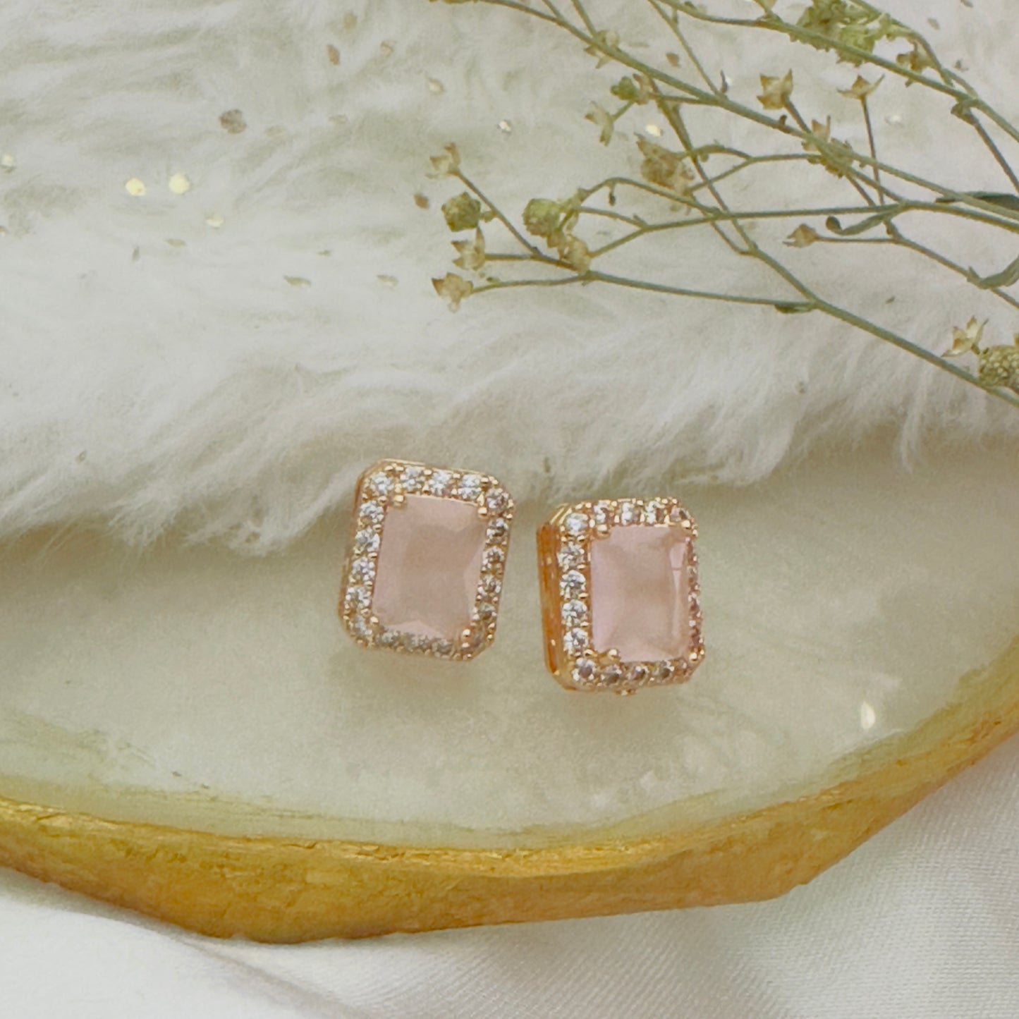 Timeless Gleam ~ Pink