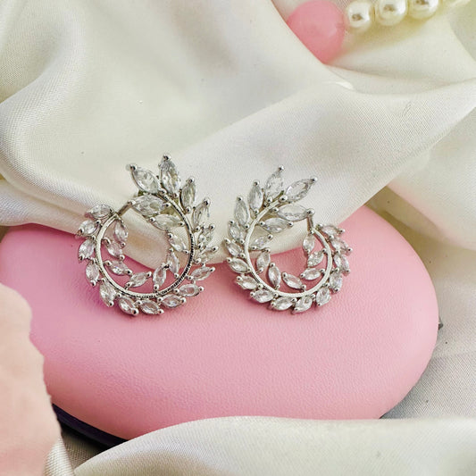 Royal Wreath ~ Silver
