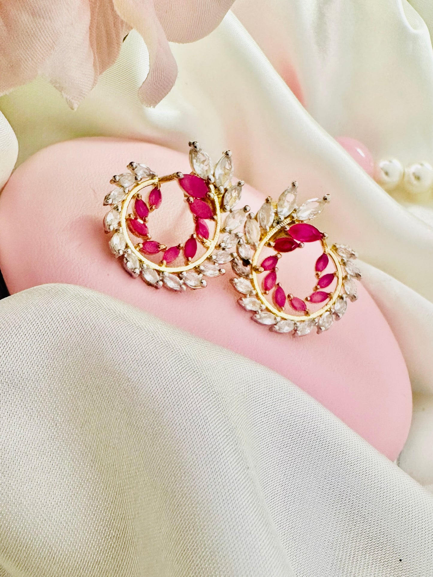 Royal Wreath ~ Ruby