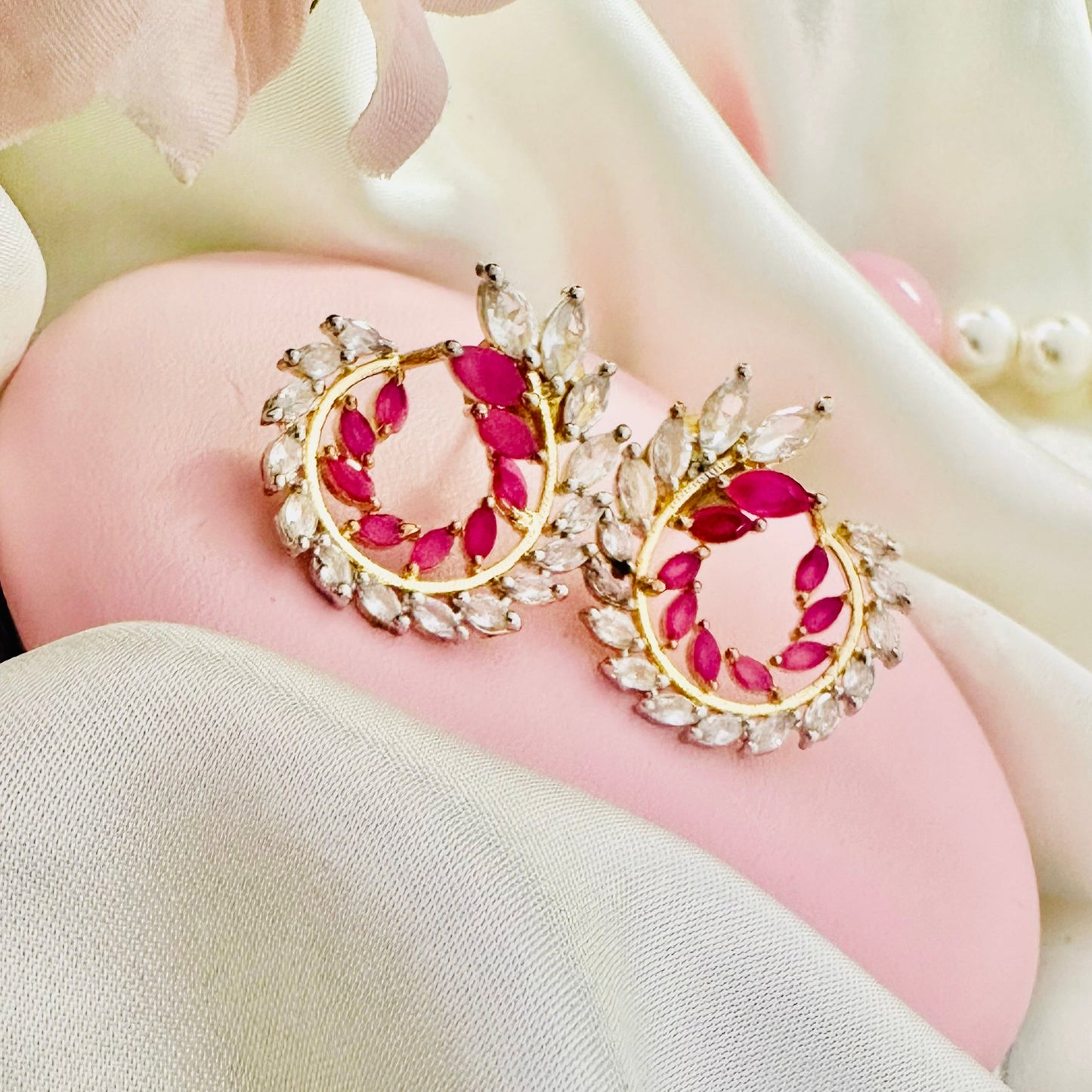 Royal Wreath ~ Ruby
