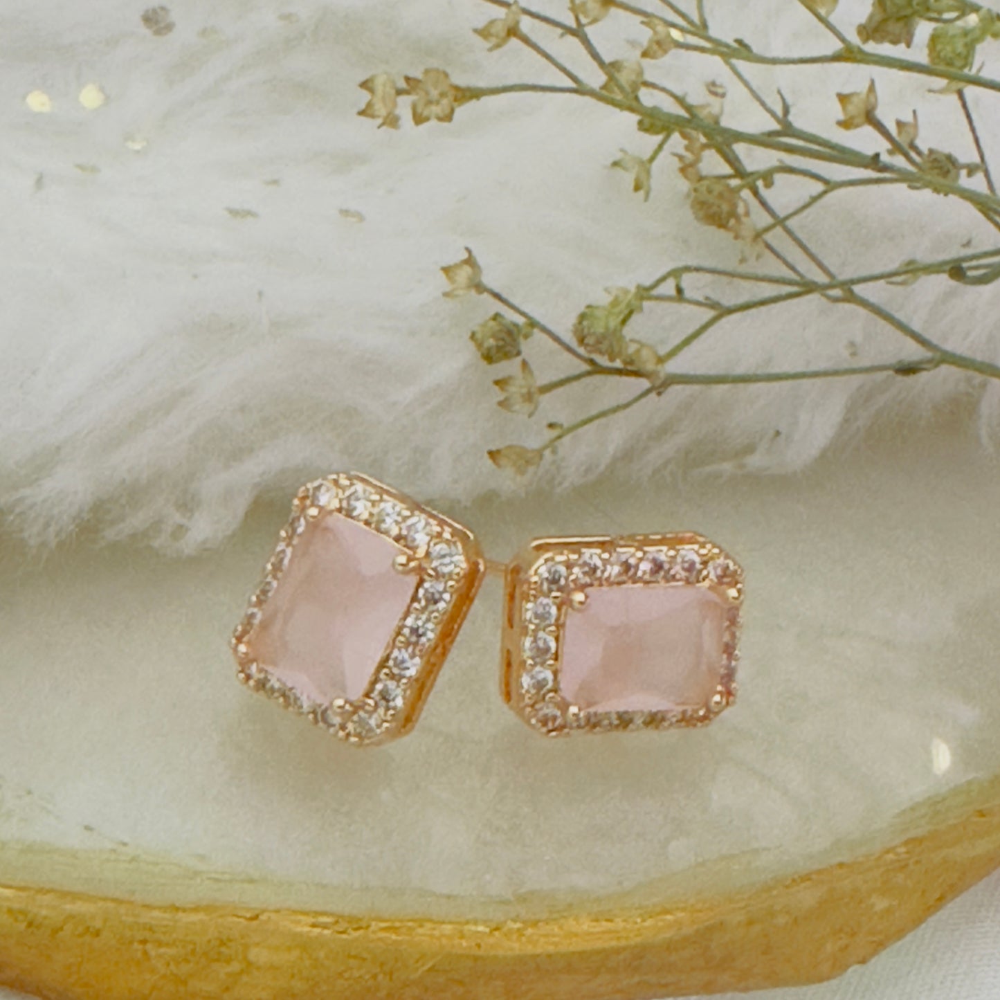 Timeless Gleam ~ Pink