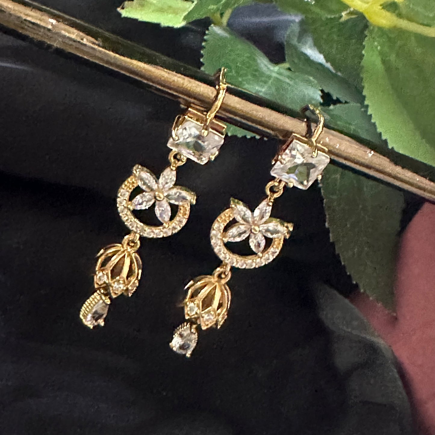Dazzling Dangles ~ White