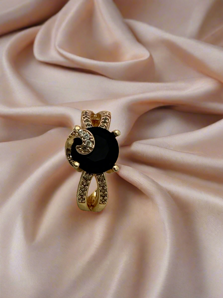 Criss Charm ~ Black