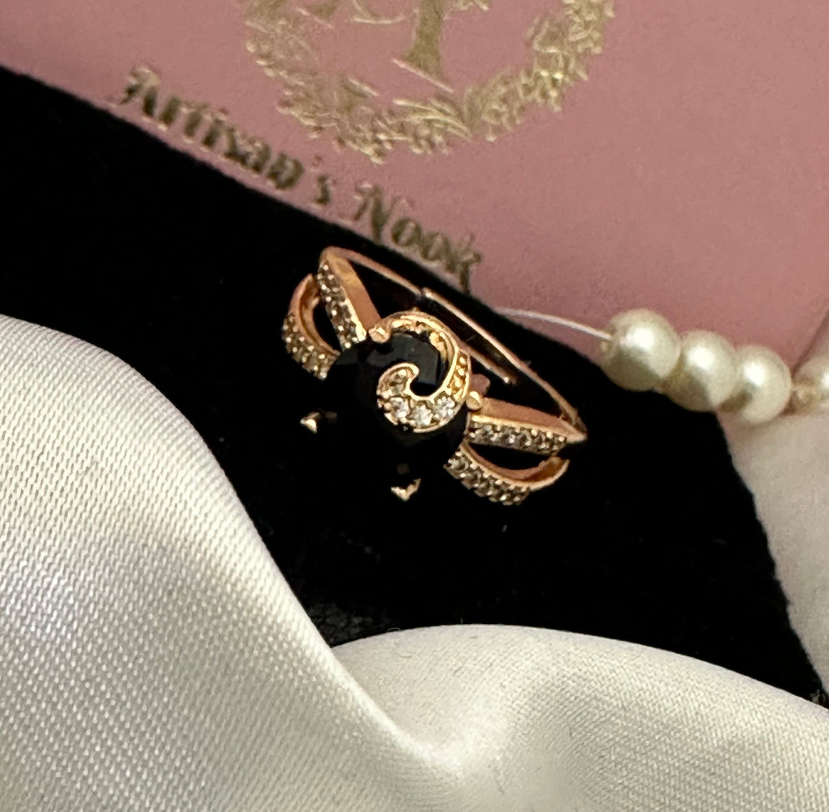 Criss Charm ~ Black