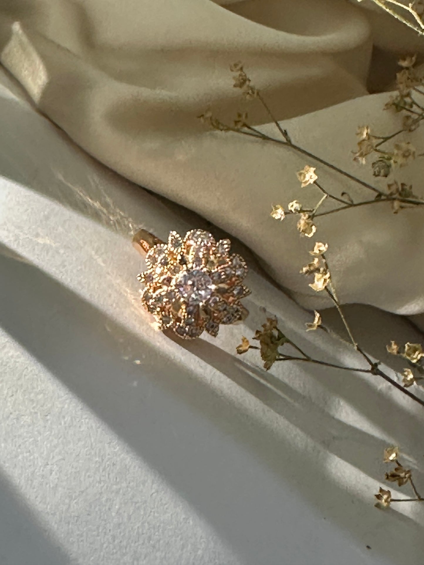 Zinnia Glow ~ Silver