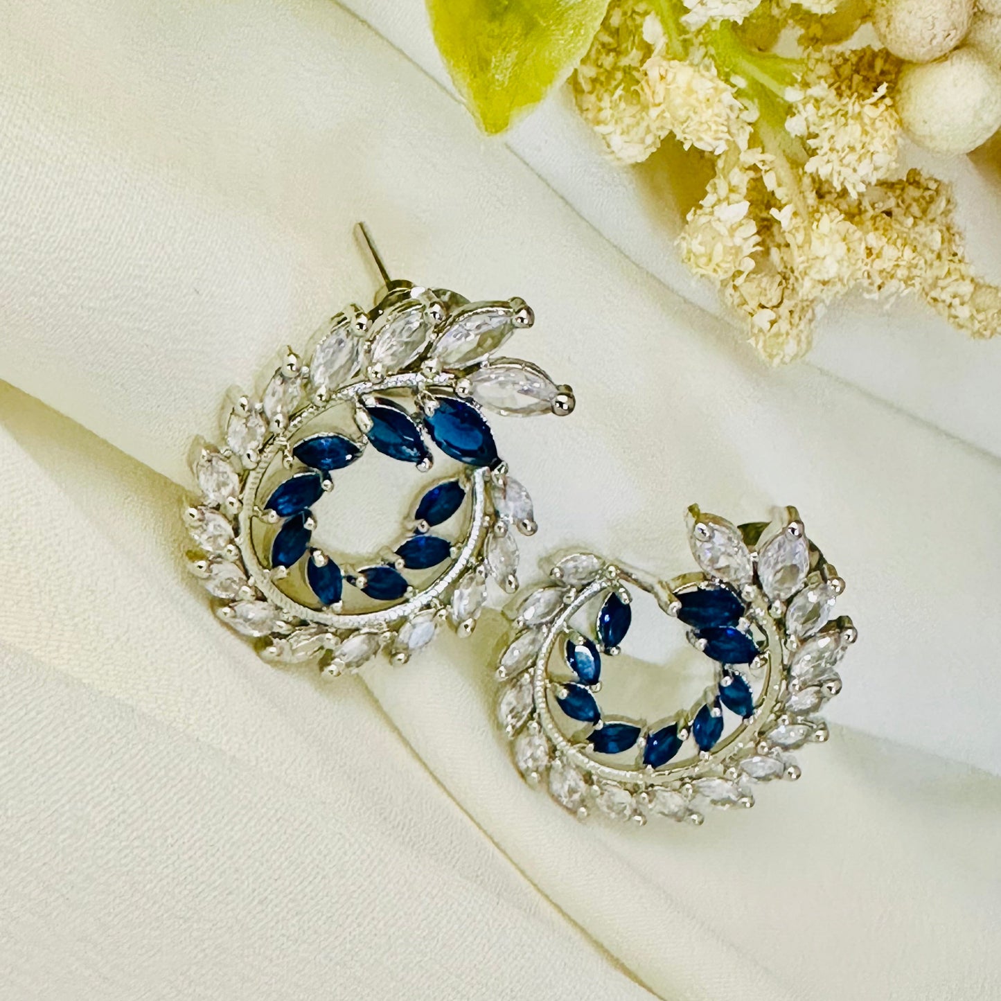 Royal Wreath ~ Blue