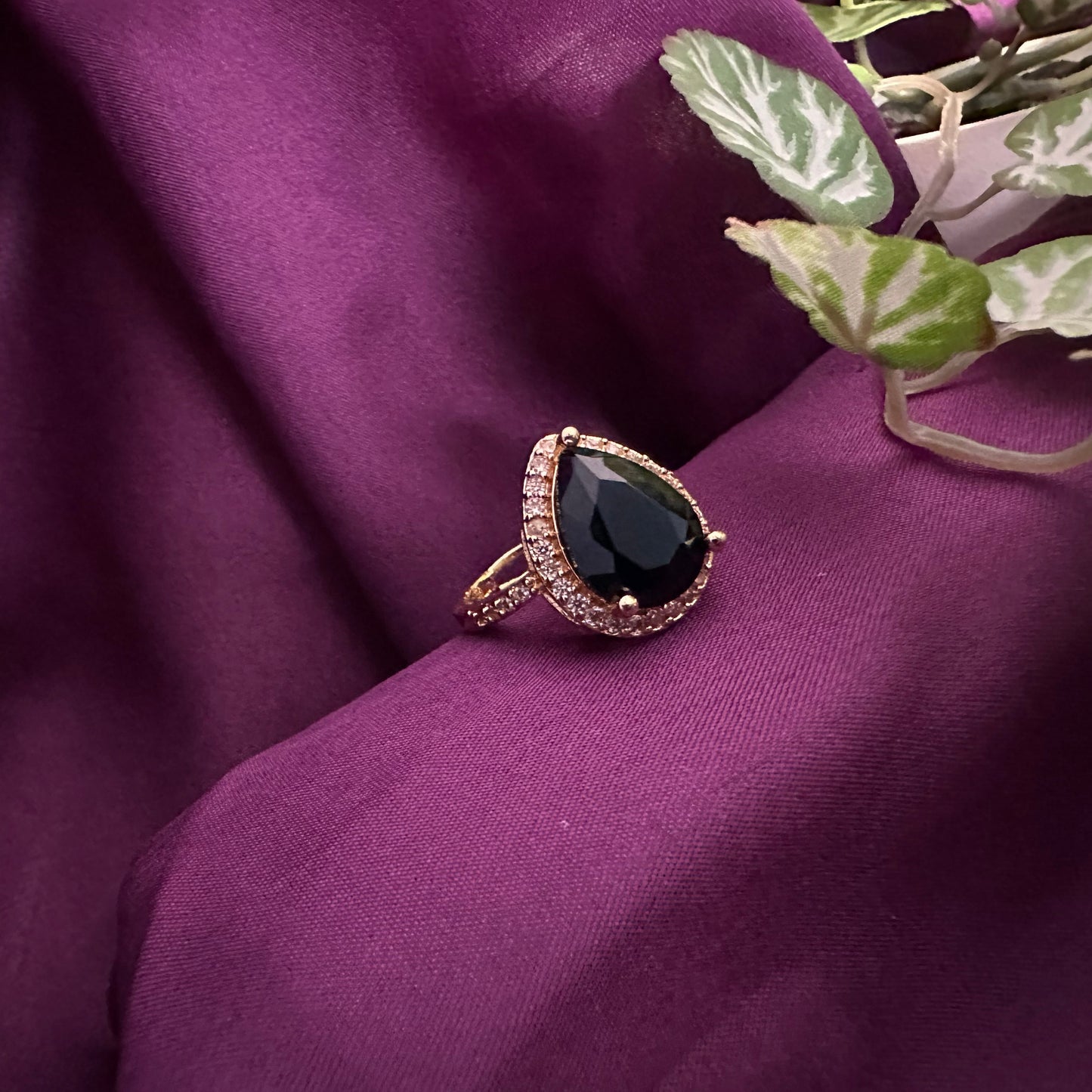 Ember Drop ~ Black