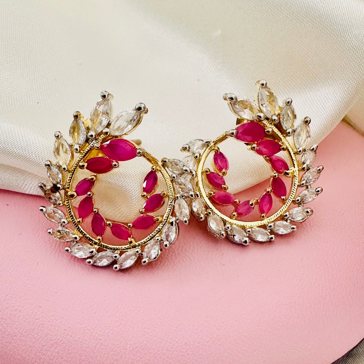 Royal Wreath ~ Ruby