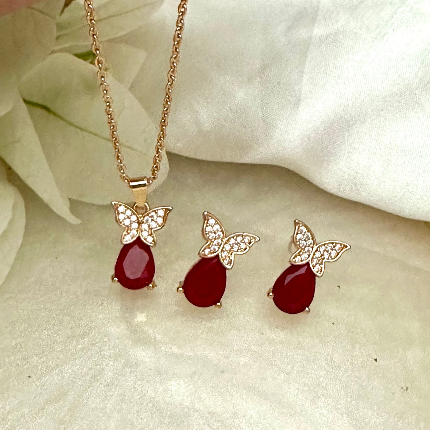 Oval Whimsy ~ Red