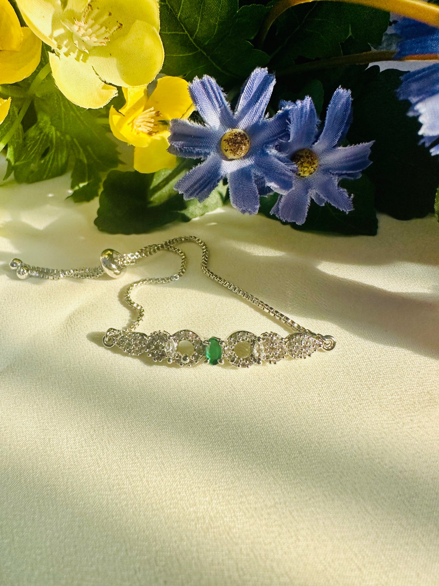 Aurora Twist ~ Green