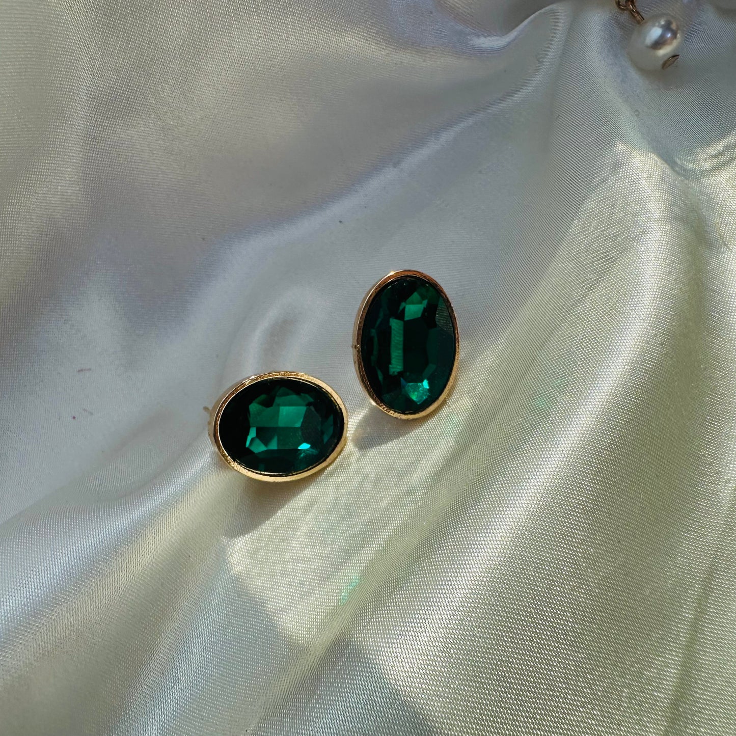 Switch & Shine Earrings ~ Green