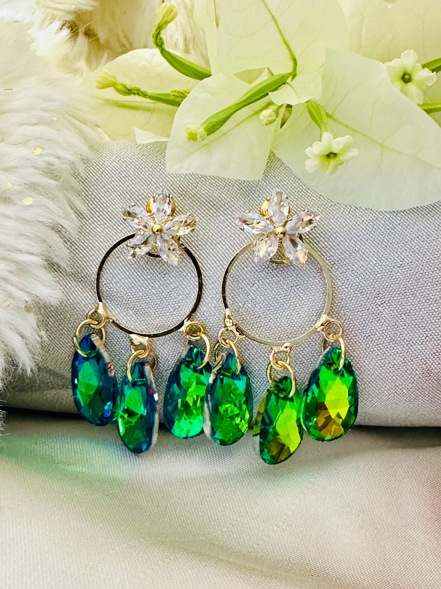 Dancing Dangles ~ Green