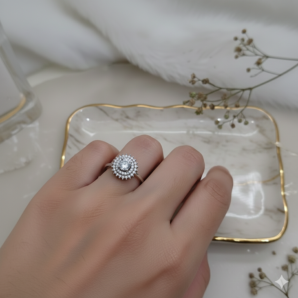 Solitaire Charm ~Silver