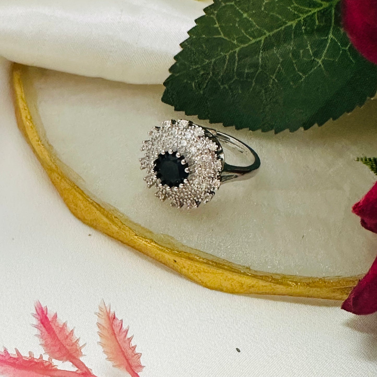 Eterna Halo ~ Black