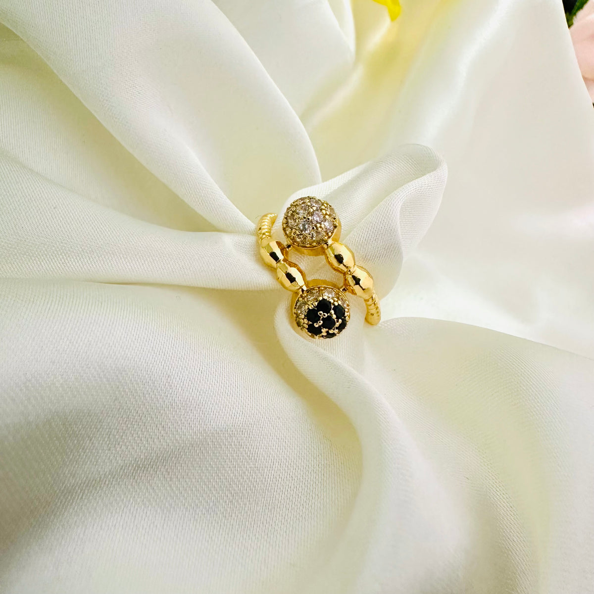 Charming Duo ~ Black & Gold