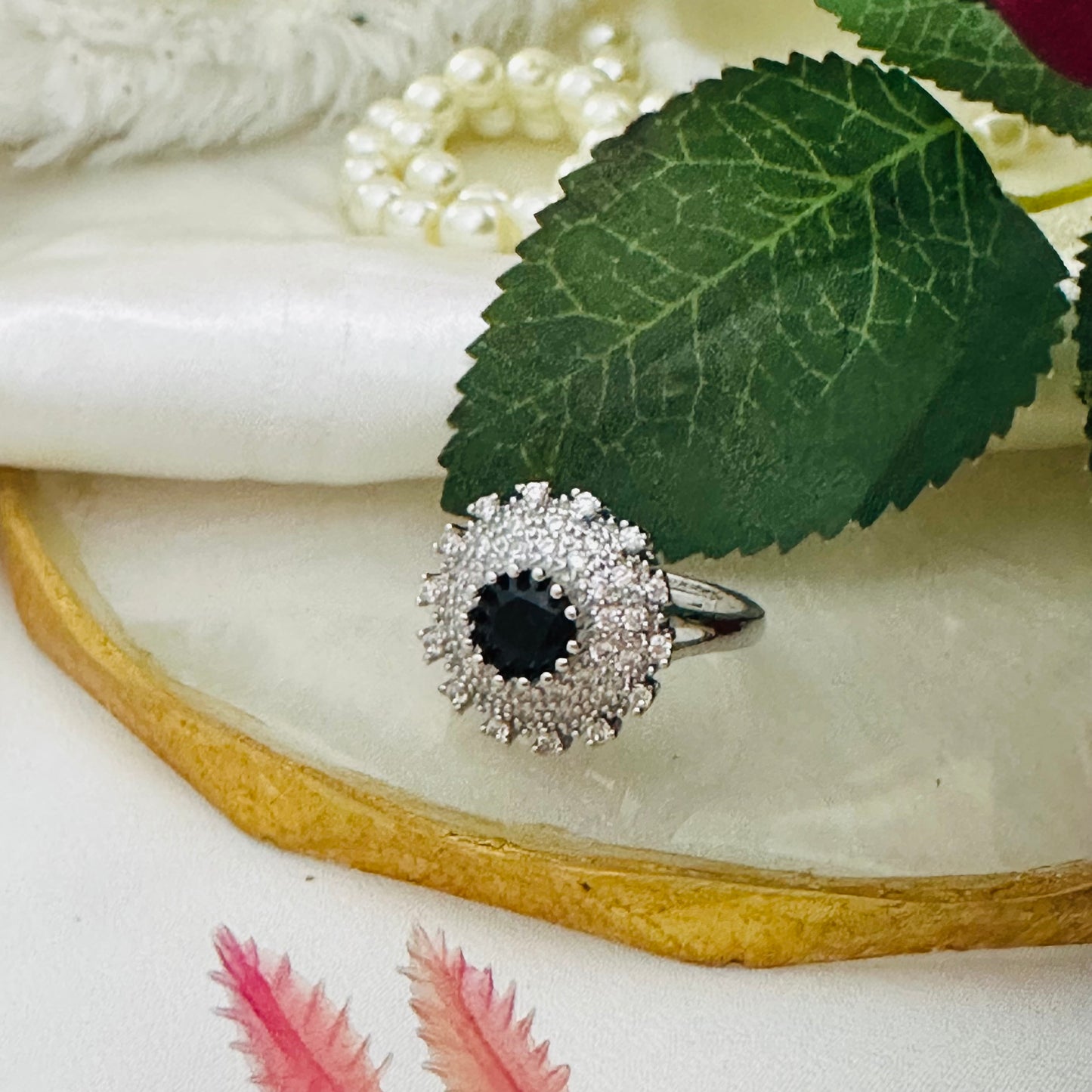 Eterna Halo ~ Black