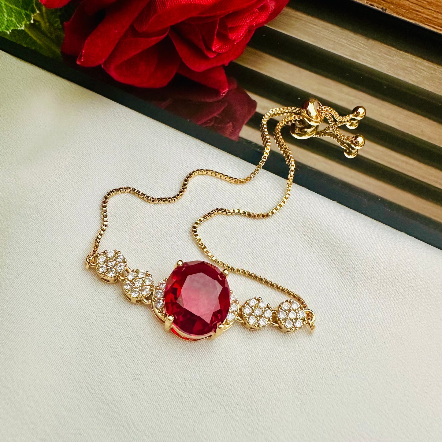 Luminique ~ Red