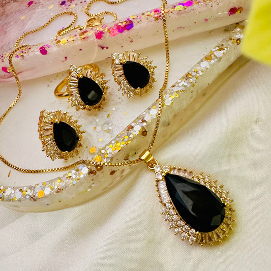 Vintage Glam ~ Black