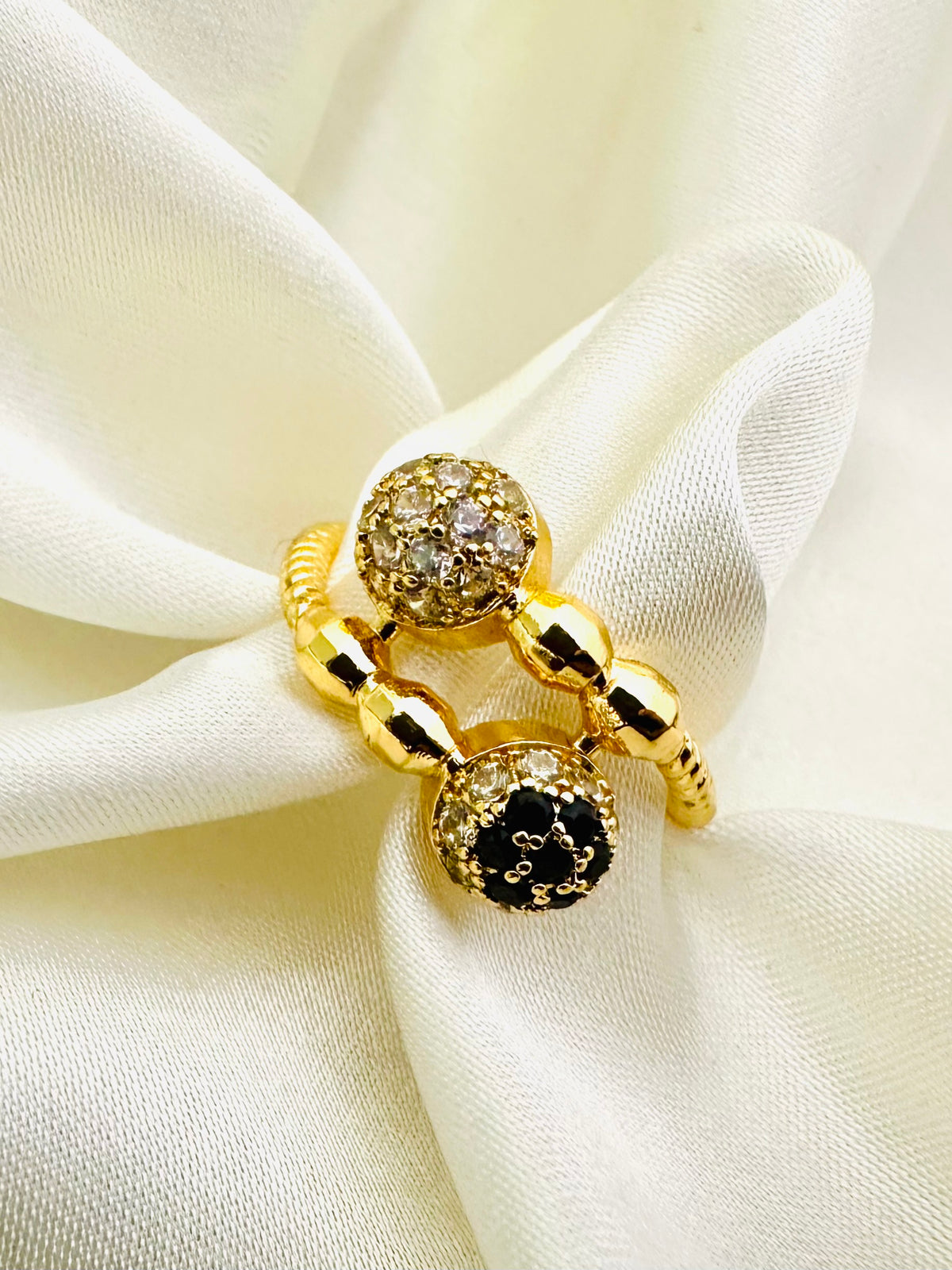 Charming Duo ~ Black & Gold