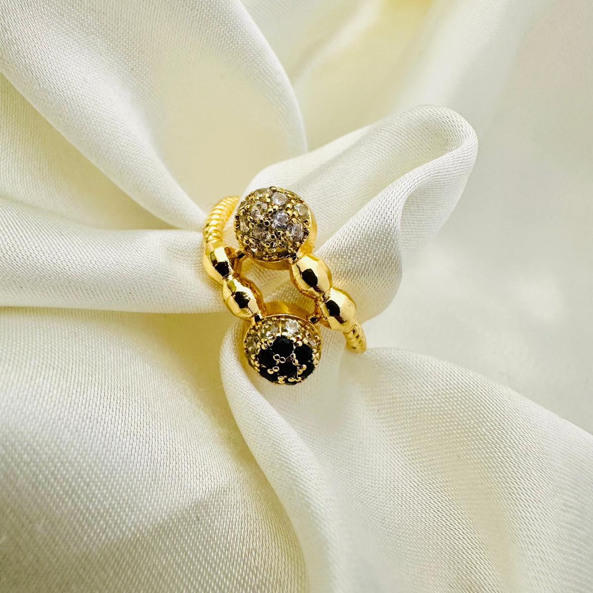 Charming Duo ~ Black & Gold