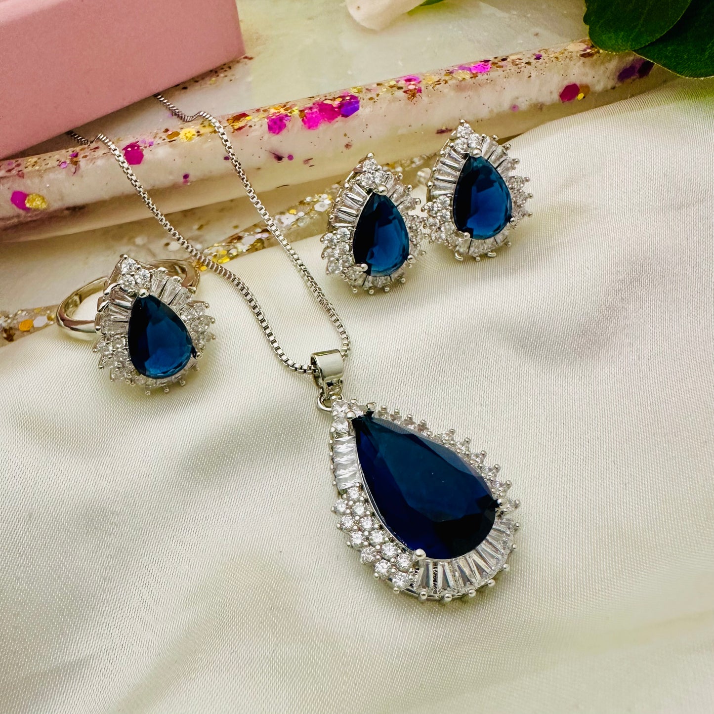 Vintage Glam ~ Blue