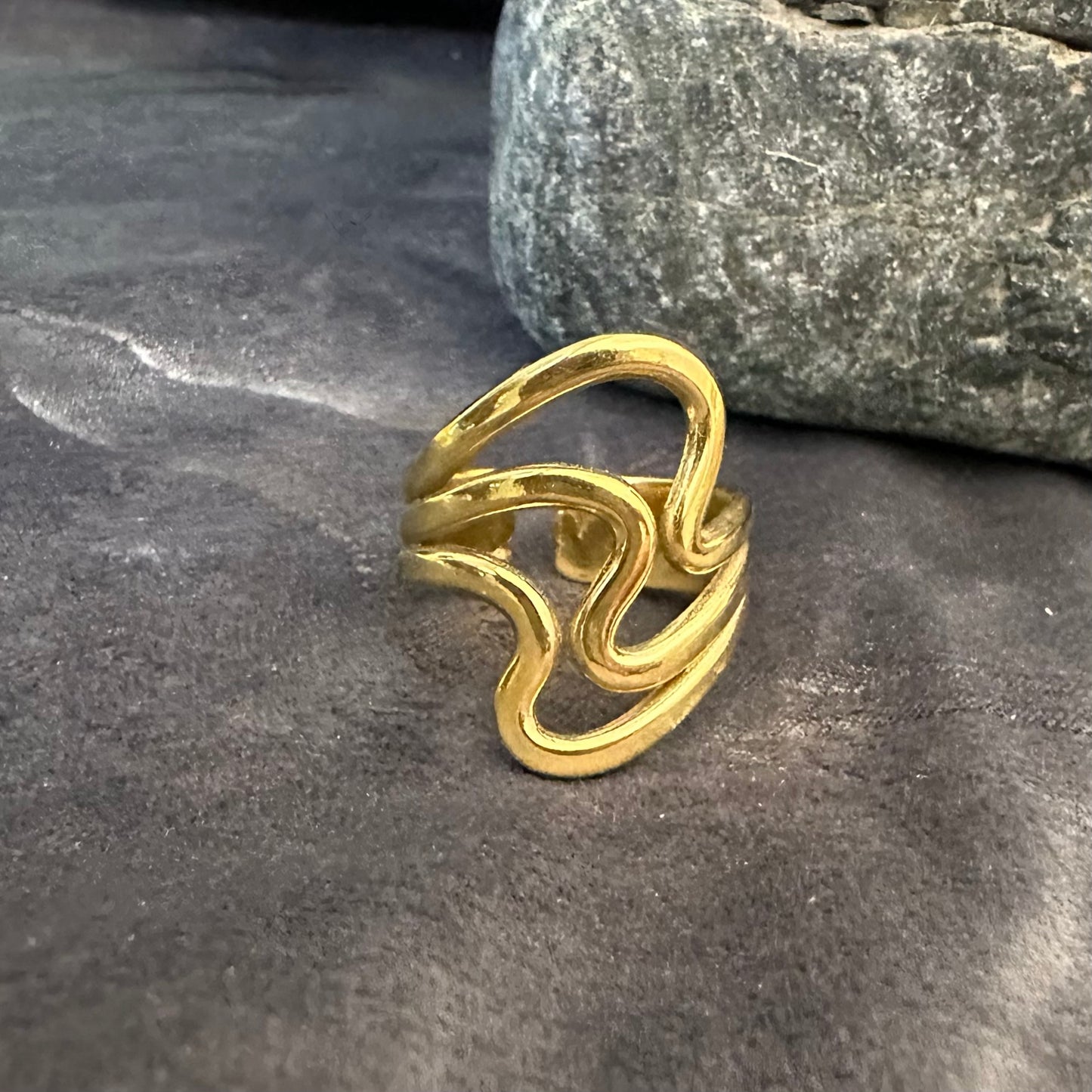 Wavy Stack