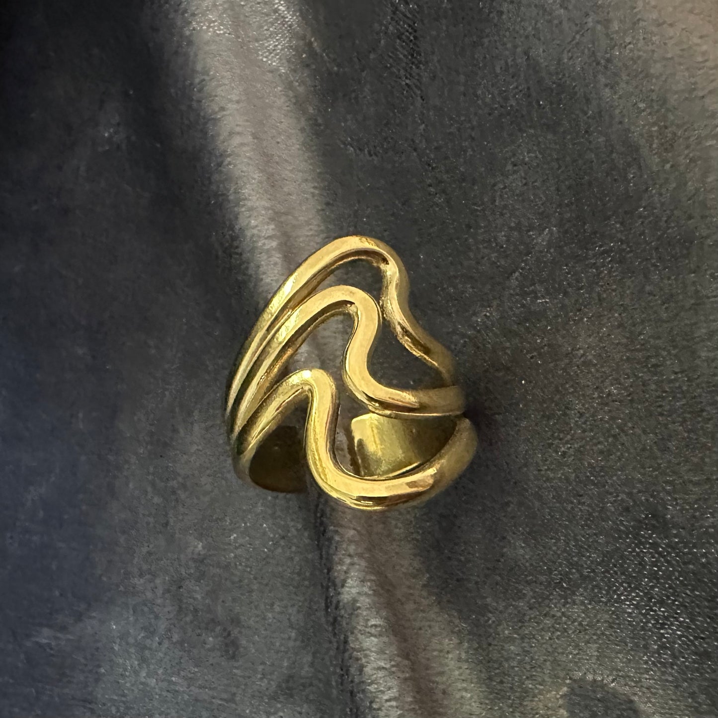 Wavy Stack