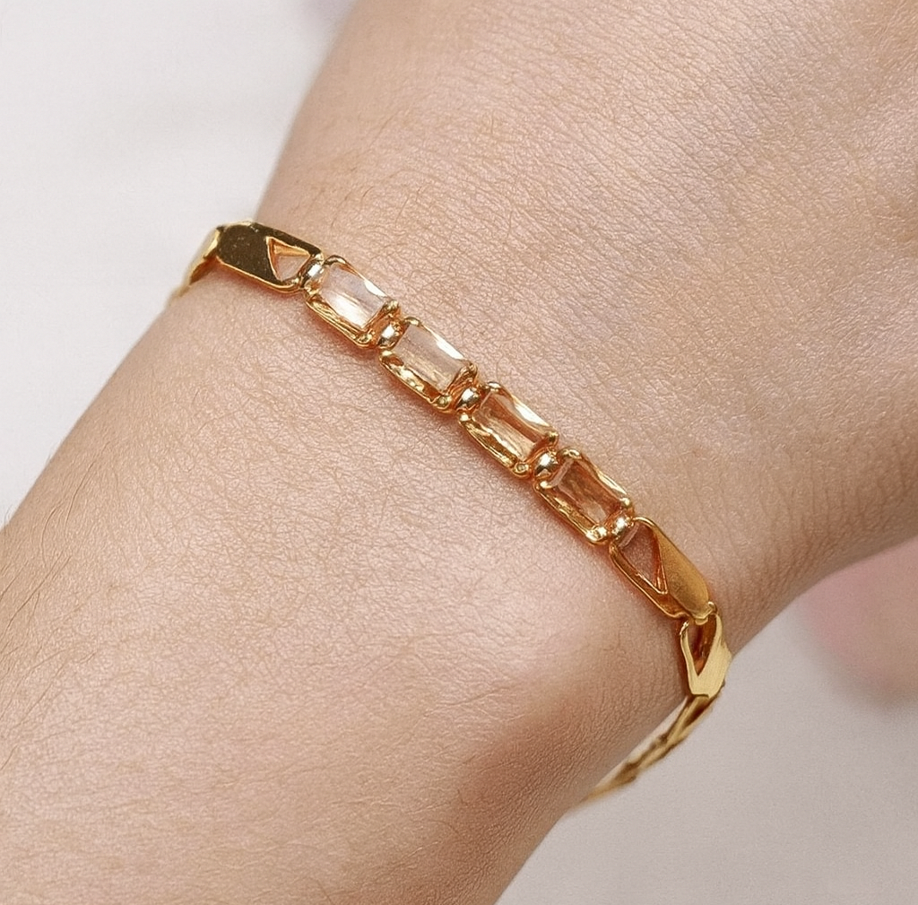 Linear Luxe ~ Champaign